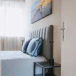 Penthouse No5 - Sky View