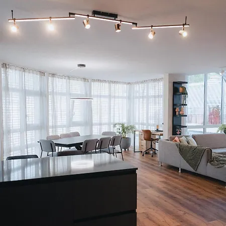 Penthouse No5 - Sky View Apartament *