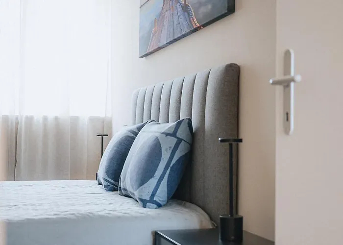 Penthouse No5 - Sky View