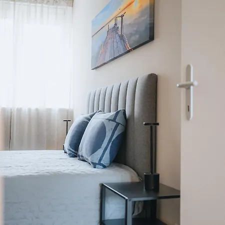 Penthouse No5 - Sky View